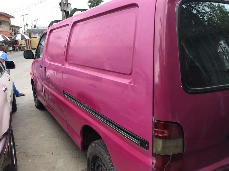 Thumbnail 5 of 1999 Toyota HiAce